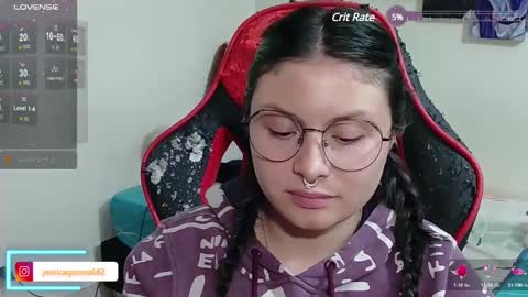 Snapshot of jessica_gomezz chatting on 02/11/25, 12:17 Jessica gomez online show from 02/11/25, 12:17
