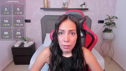 Snapshot of jessica_taylor_22 chatting on 12/22/24, 12:38 jessica_taylor_22 online show from 12/22/24, 12:38