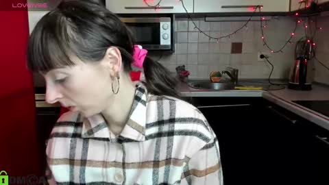 jessicaforris online show from 03/04/25, 07:41