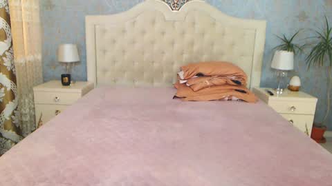 single mommy online show from 01/27/25, 02:24