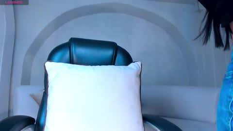 Snapshot of jessicawilliams1 chatting on 10/06/25, 09:40 JESS online show from 10/06/25, 09:40