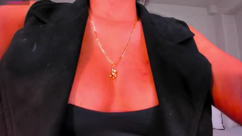 Snapshot of jessicawilliams1 chatting on 10/09/25, 09:40 JESS online show from 10/09/25, 09:40