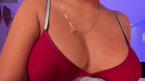 Snapshot of jessicawilliams1 chatting on 10/21/25, 09:43 JESS online show from 10/21/25, 09:43