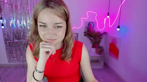 Snapshot of jessie_cuti chatting on 10/16/25, 01:12 Jessie online show from 10/16/25, 01:12