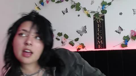 jessie_wild online show from 10/22/25, 03:18