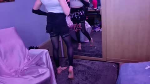 Snapshot of jessiessicaxx chatting on 02/16/25, 11:59 Jessiessicaxx online show from 02/16/25, 11:59