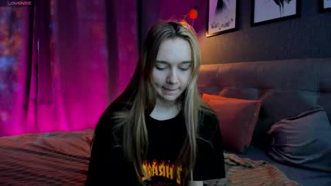 Jessie online show from 11/09/25, 09:18