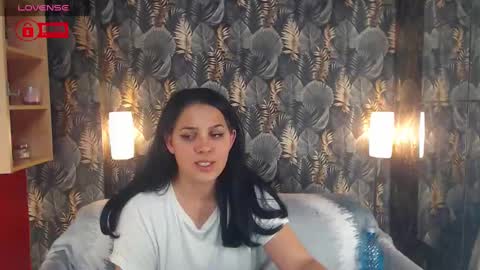 Snapshot of jessthewicked chatting on 02/03/25, 06:39 JessTheWicked online show from 02/03/25, 06:39