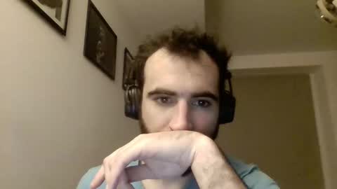 Snapshot of jestersquid89 chatting on 10/21/25, 07:58 jestersquid89 online show from 10/21/25, 07:58