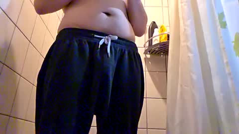 Snapshot of jetlaggerr chatting on 02/27/25, 04:32 jetlaggerr online show from 02/27/25, 04:32