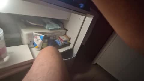 Snapshot of jetlaggerr chatting on 10/06/25, 12:13 jetlaggerr online show from 10/06/25, 12:13