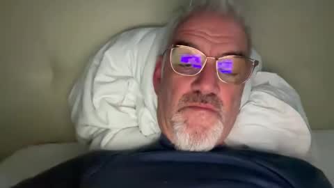 Snapshot of jewlronny chatting on 02/03/25, 06:56 jewlronny online show from 02/03/25, 06:56