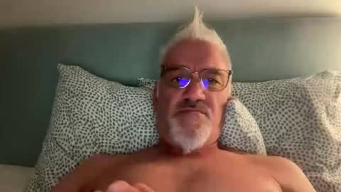 jewlronny online show from 10/15/25, 06:19