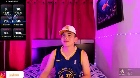Snapshot of jey_keler chatting on 02/15/25, 04:36 jey keler online show from 02/15/25, 04:36
