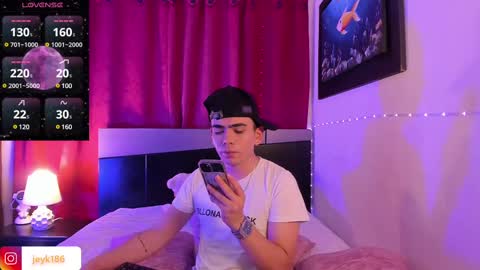 Snapshot of jey_keler chatting on 02/20/25, 02:29 jey keler online show from 02/20/25, 02:29