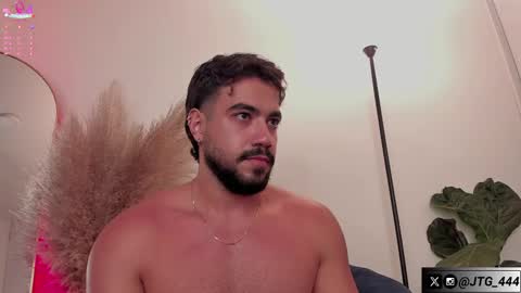 Snapshot of jeycob_braandx chatting on 10/07/25, 04:20 Jeycob online show from 10/07/25, 04:20