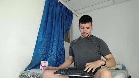 Juan David online show from 10/14/25, 10:49