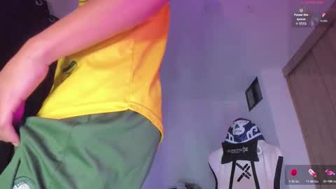 Snapshot of jeyden_camilo chatting on 09/20/25, 09:38 Jeyden Camilo online show from 09/20/25, 09:38