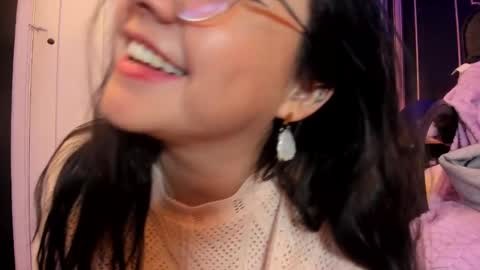 Snapshot of jeylee_ chatting on 03/05/25, 02:56 Jeyy online show from 03/05/25, 02:56