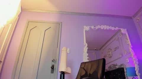 Snapshot of jeylee_ chatting on 10/03/25, 11:51 Jeyy online show from 10/03/25, 11:51