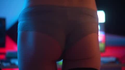 Snapshot of jfemk chatting on 12/23/24, 07:49 jfemk online show from 12/23/24, 07:49