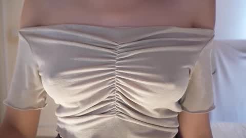 Jhaanvi online show from 10/05/25, 04:16