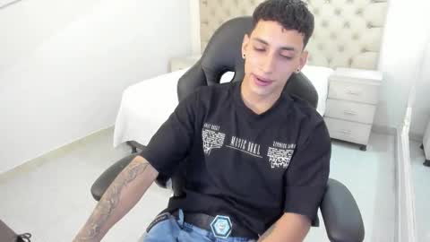 jhoanleandro online show from 09/25/25, 06:06