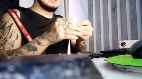 jhon online show from 02/16/25, 05:48