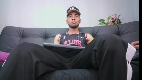 Snapshot of jhon_malo chatting on 01/27/25, 09:23 jhon_malo online show from 01/27/25, 09:23