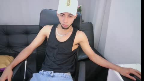 Snapshot of jhon_malo chatting on 01/29/25, 03:12 jhon_malo online show from 01/29/25, 03:12