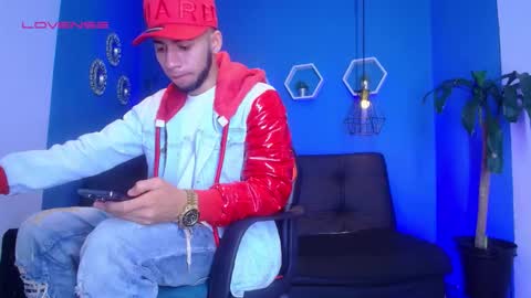 Snapshot of jhon_malo chatting on 10/12/25, 01:37 jhon_malo online show from 10/12/25, 01:37