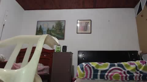 Snapshot of jhon_tommy chatting on 02/13/25, 11:50 jhon tommy online show from 02/13/25, 11:50