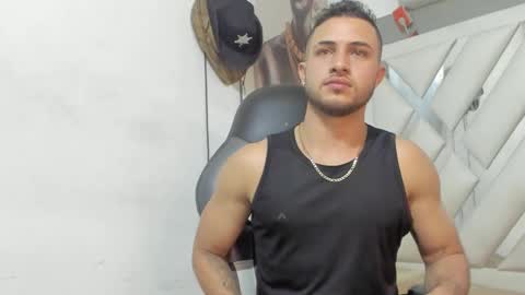 Snapshot of jhonny_flames7 chatting on 02/02/25, 03:43 jhonny online show from 02/02/25, 03:43