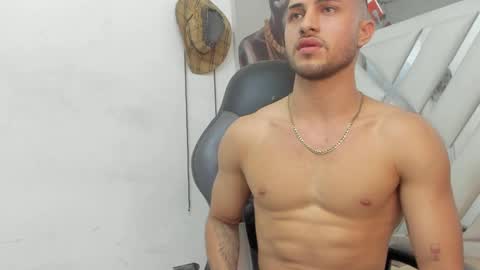 Snapshot of jhonny_flames7 chatting on 02/10/25, 07:04 jhonny online show from 02/10/25, 07:04