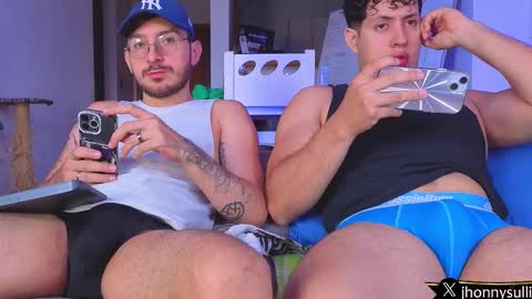 Snapshot of jhonny_sullivan chatting on 11/17/25, 03:51 jhonny and friend online show from 11/17/25, 03:51