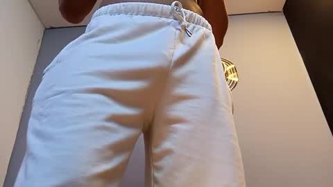 jhonny_thes28 online show from 10/22/25, 06:51