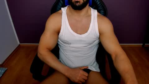 Snapshot of jhonnyboy007 chatting on 01/06/25, 04:47 Black Diamond online show from 01/06/25, 04:47