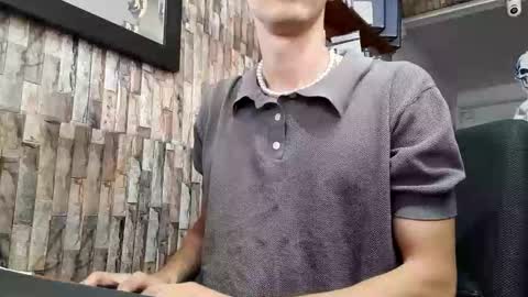 Snapshot of jhosuamoore chatting on 10/26/25, 01:28 Jhosuamoore online show from 10/26/25, 01:28