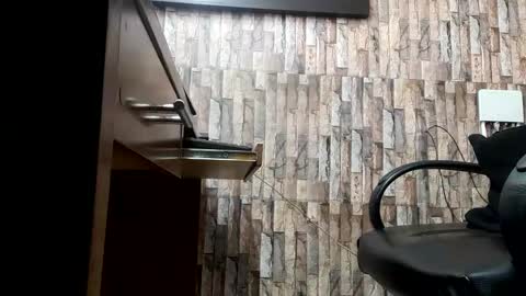 Snapshot of jhosuamoore chatting on 11/01/25, 01:46 Jhosuamoore online show from 11/01/25, 01:46