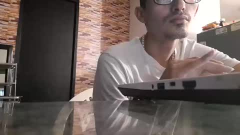 Snapshot of jhosuamoore chatting on 11/03/25, 03:13 Jhosuamoore online show from 11/03/25, 03:13