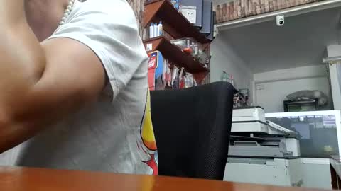 Snapshot of jhosuamoore chatting on 11/09/25, 01:09 Jhosuamoore online show from 11/09/25, 01:09