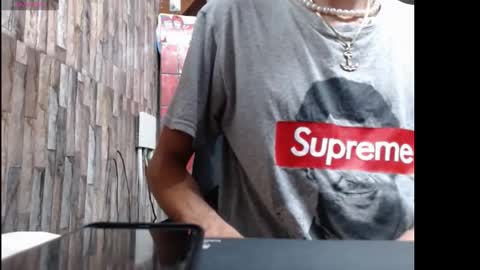 jhosuamoore2 online show from 11/08/25, 12:22