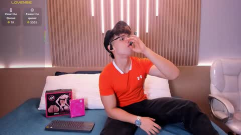 jhoumod_21 online show from 10/10/25, 10:36