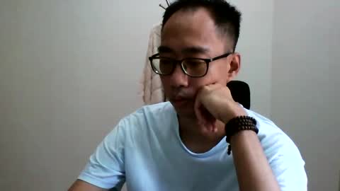 Snapshot of jiachi13 chatting on 12/31/24, 05:11 Alex online show from 12/31/24, 05:11