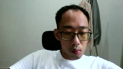 Snapshot of jiachi13 chatting on 01/13/25, 03:01 Alex online show from 01/13/25, 03:01