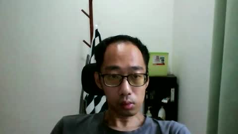 Snapshot of jiachi13 chatting on 10/16/25, 02:45 Alex online show from 10/16/25, 02:45