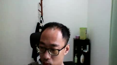 Snapshot of jiachi13 chatting on 11/05/25, 02:00 Alex online show from 11/05/25, 02:00