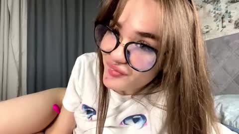 Jinny online show from 10/12/25, 06:18