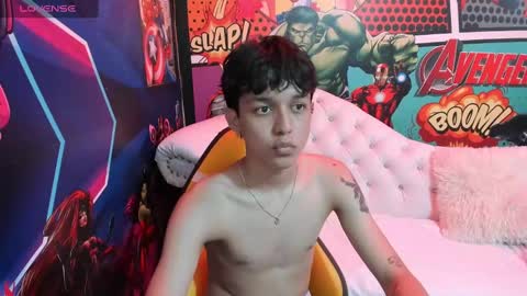 Snapshot of jisus_cat chatting on 01/17/25, 08:11 Jisus online show from 01/17/25, 08:11