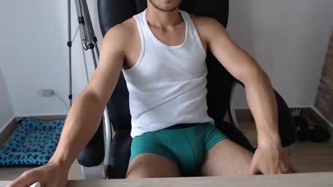 Snapshot of jjrod91 chatting on 09/09/25, 07:02 Jon online show from 09/09/25, 07:02